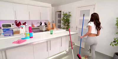 Cockhungry 21yo maid deepthroat her boss before fucking him