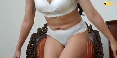 Purani Haveli Ullu Original 2024 Hindi Hot Web Series Episode 06