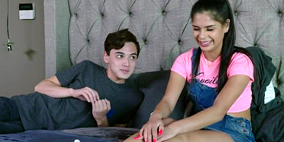 creampie milf and stepsis threesome with big dick 2