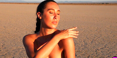 Hot Willa Prescott revealed perfect body