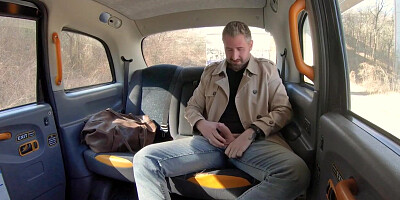 Pussylick taxi babe riding and deepthroating client cock