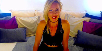 British blonde MILF fucks vibrator on wecam