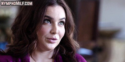 Busty nympho anal MILF in sexy lingerie fucked by short guy