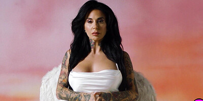 Big tits Joanna Angel on wings of lust