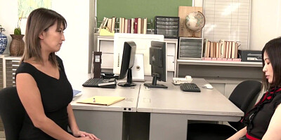 Asian dyke scissoring and pussytoying coworker in office