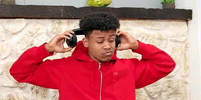 Short black guy doggystyling GF while he is grounded