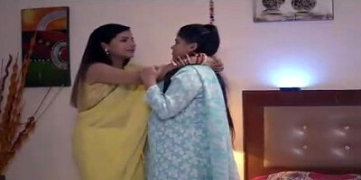 Bhabhi sex with Ex Bf in Badroom With Father in Low