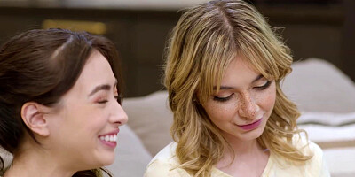 Demi eventually steps out for a moment