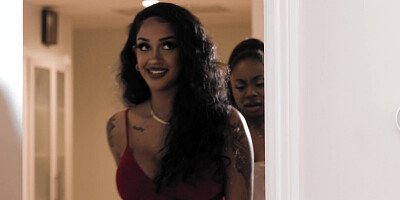 Black husband finds ebony wife tribbing
