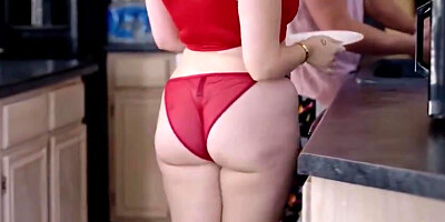 Big-Titted Sandy-Haired Annabel Redd Rails Roomy