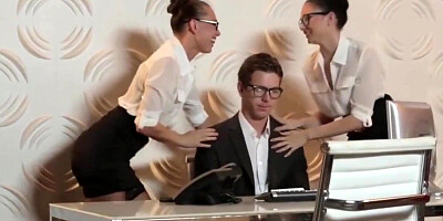 aidra fox and ariana marie and ma