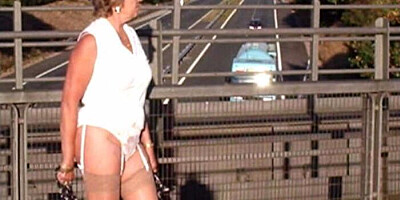 Lean forward and stick out the hole and pussy