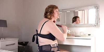 Mature pov video with natural madam from Aunt Judys XXX