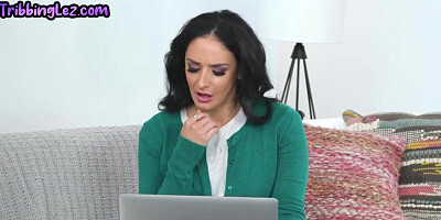 Hairy muff lesbo in stockings being pussyeaten 69