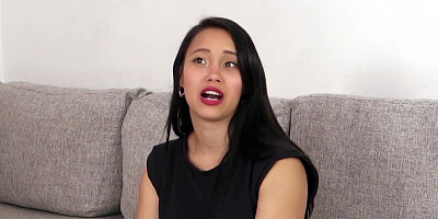 Latina MILF looking to make some money