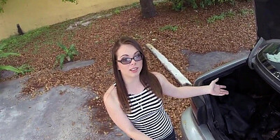 Cockriding Pawnshop bae fucked in pussy by nasty dude