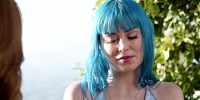Jewelz Blu and Nicole Doshi cunnilinctus outdoor