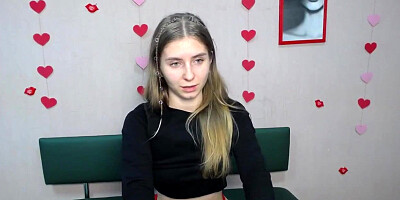 Amateur Ukrainian babe chats on webcam