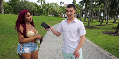 Bootylicious ebony babe riding cock after picked up