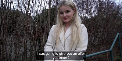 Bigass babe accepts sex 4 money by stranger after casting