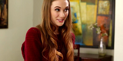 Hot lesbian teen facesitting her stepmom