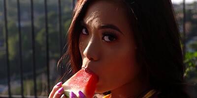 Teens juicy pussy is ready for bang