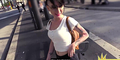 Public tattooed amateur fucked outdoor in car by sex date