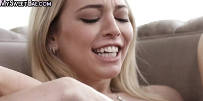 Dirty lez bitch loves playing with cunts while fingering