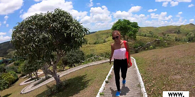 Amateur Thai teen sucking a BWC outdoor