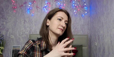 Amateur brunette babe private webcam show