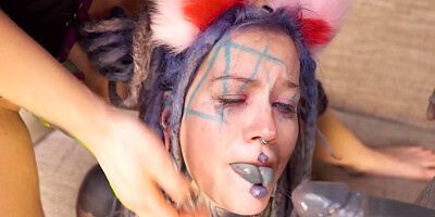 Tattooed catplay girl double blowjob