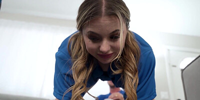 Pierce demands Aria keep doing sex