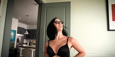 Inviting Latina spinner for a quickie at home