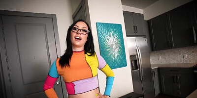 Inviting Latina spinner for a quickie at home