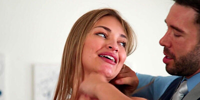 Sinful bigbooty bae takes cock in doggystyle after riding