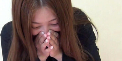 Hairy asian hottie pissing for cam show