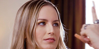 Madison has a secret crush on Scarlett