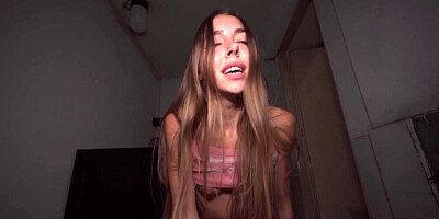 Real pickedup petite strips in public