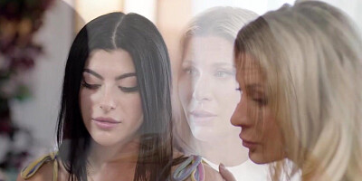 Hairy stepdaughter facesitting stepmom
