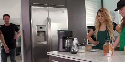 Besties making coffees and milking bosses cock