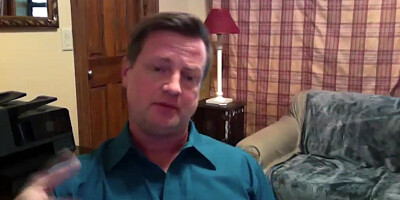 MILF is only interested in solo fucking