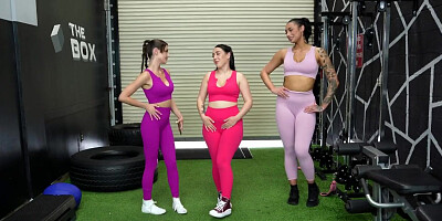 Gym sluts sharing cock in foursome