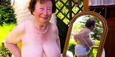 OMAGEIL Fat old women in old clothes