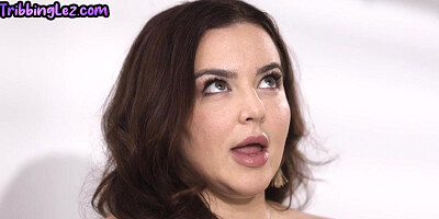 Dirty dyke sluts enjoy licking pussies in threesome