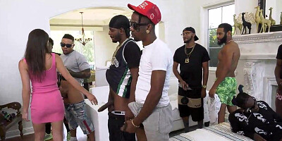 Petite Brunette Kylie Quinn Blowbangs A Group Of Big Black Mandingo Negro Cocks