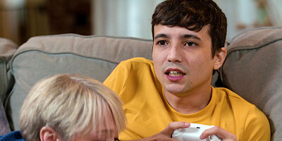 Dee Williams loves her stepson RIckys cock