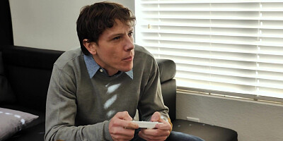 Asian teen got stuck and double teamed