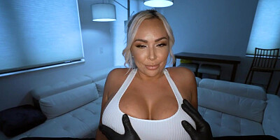 Callie gets sensual massage from Peter's cock