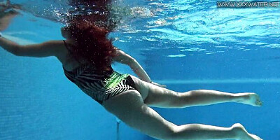 Diana Rius's solo female scene by Underwater Show