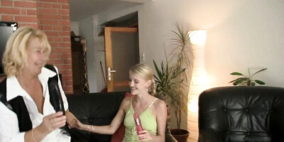 Baby's teen lesbian (18+) xxx